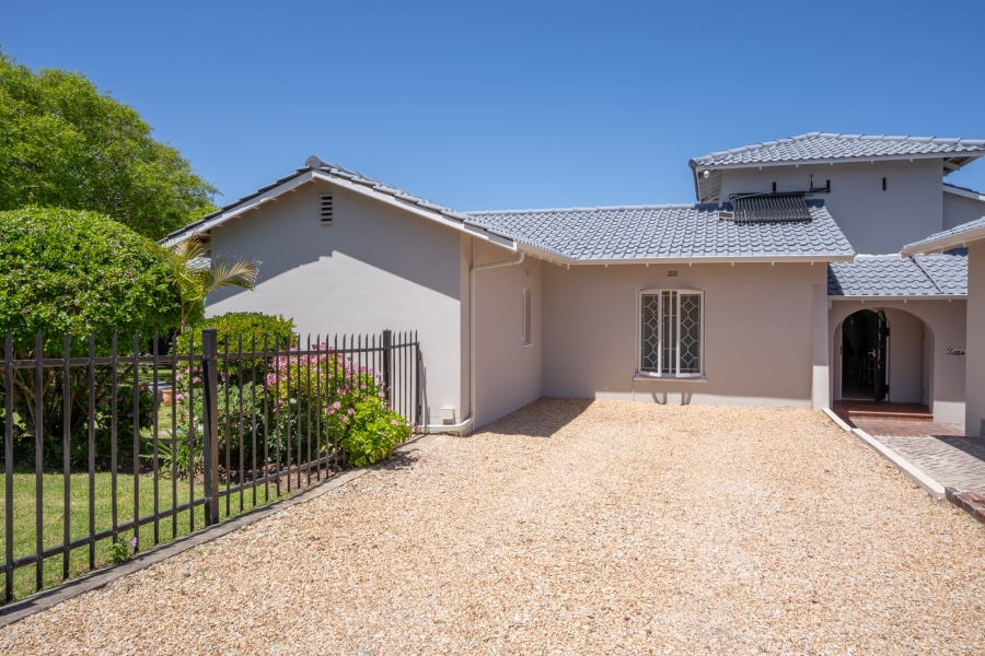 4 Bedroom Property for Sale in Upper Robberg Western Cape